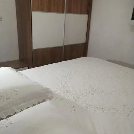Klisovic Apartment