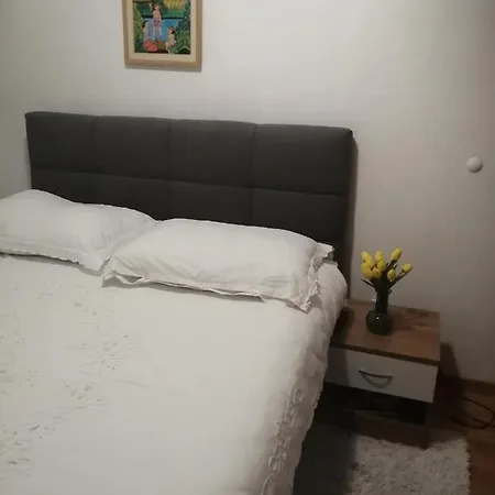 Apartment Klisovic