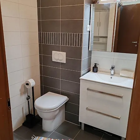 Apartment Klisovic